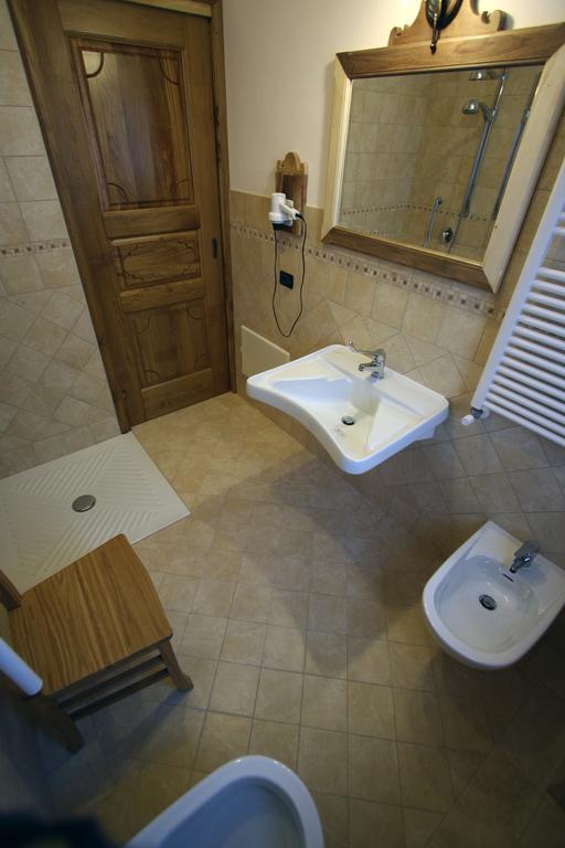 Villa Giuditta Residence Габи Стая снимка