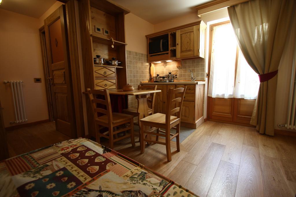 Villa Giuditta Residence Габи Стая снимка